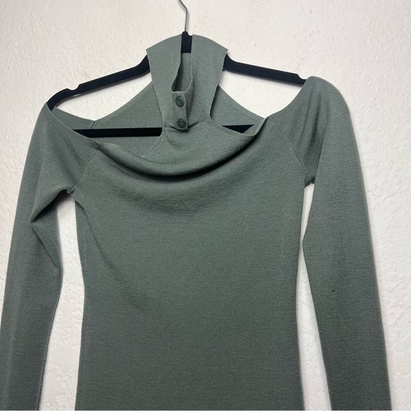 Theory Mock-Neck Crossover Long-Sleeve Sweater - Picture 7 of 7